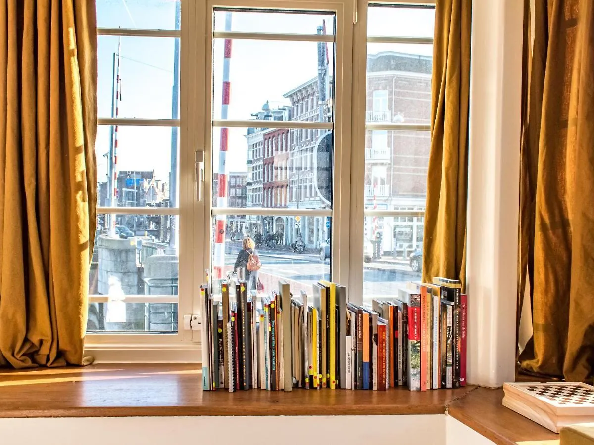Sweets - Willemsbrug Amsterdam Apartment
